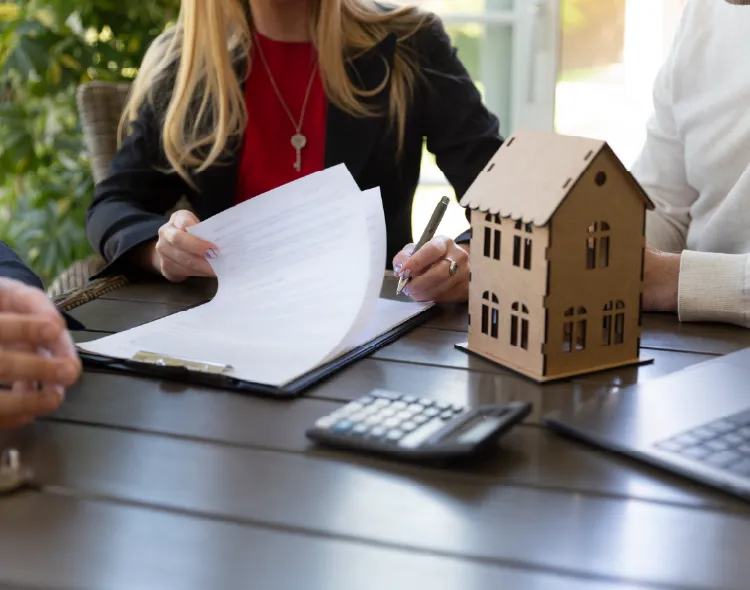 Real estate legal signing