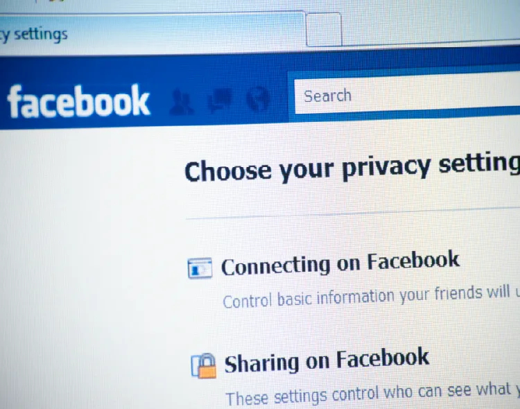 Privacy settings on Facebook